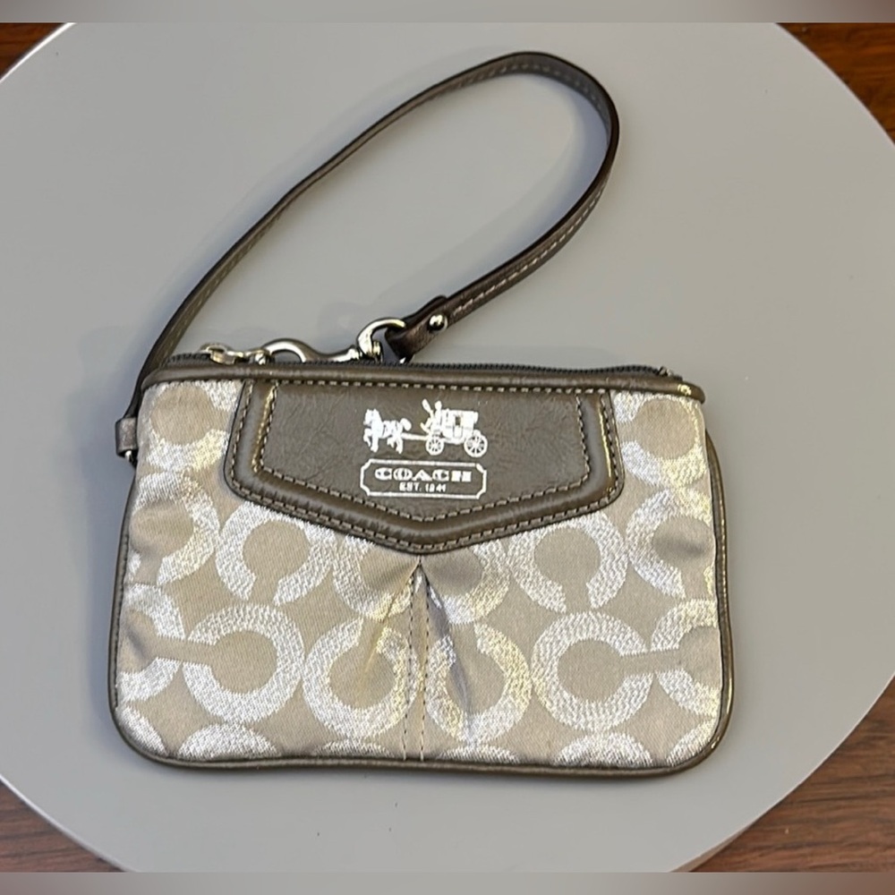 Coach wristlet purple inside